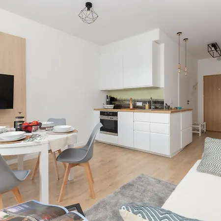 Baltic Nomad Bastion Walowa Old Town By Renters דירה
